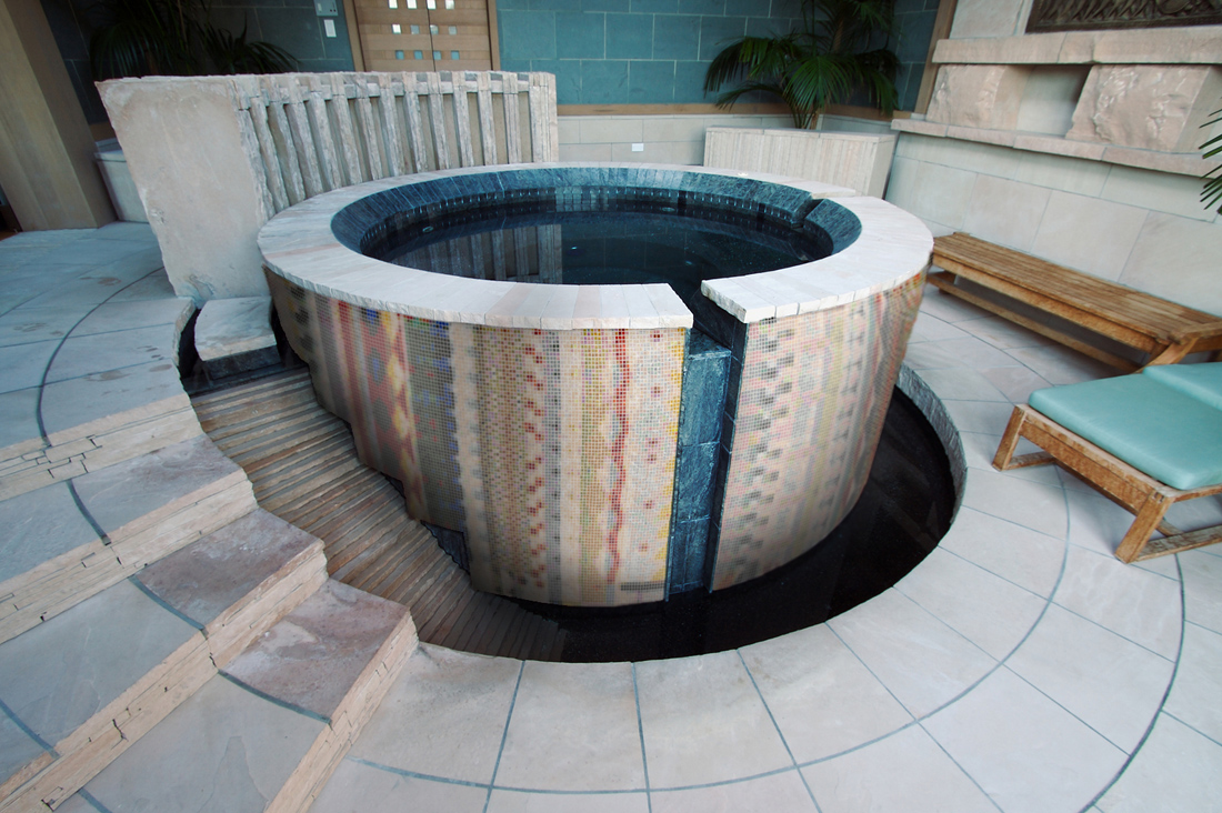 Aztec Hot Tub